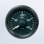 SingleViu  52mm J1939 300°F oil temperature gauge.  Retail pack with harness