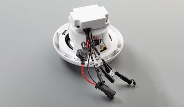 VDO IZI Speaker - White Bluetooth® - USB / MP3 Speaker - Image 5